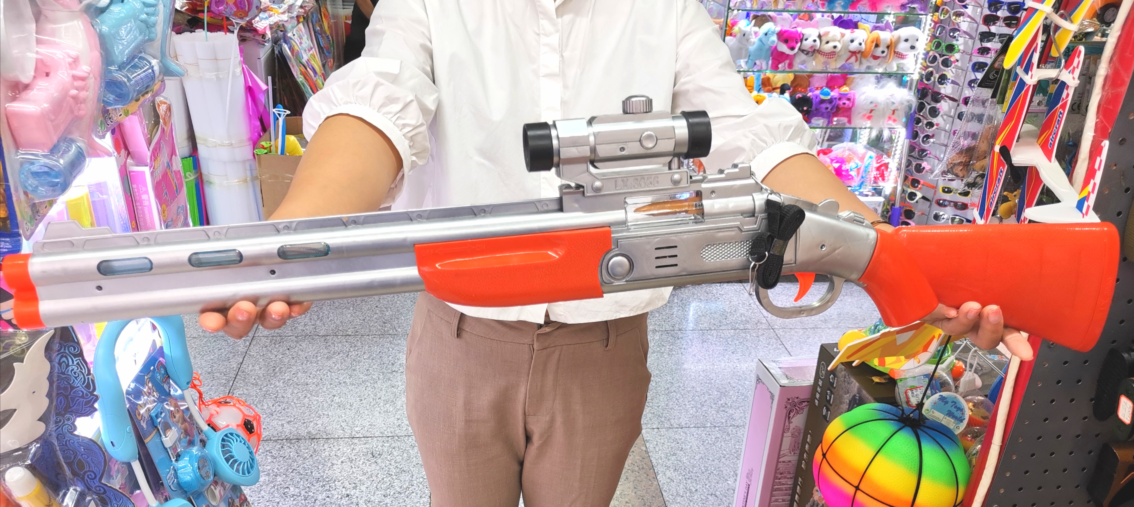 S new novelty electric toy gun light gun children's toy pistol rifle glow music gun shooting gu