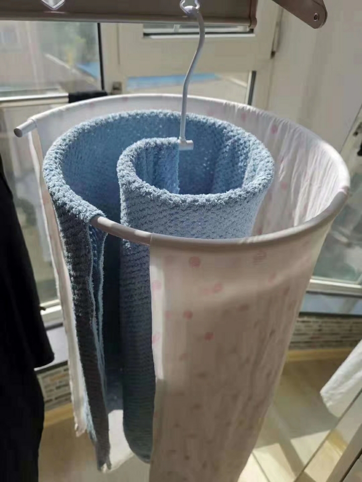 Supply Coat hangers are used for drying quilts