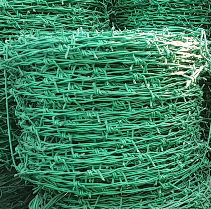 Green plastic coated barbed wire grassland boundary isolation protection domestic trade and export