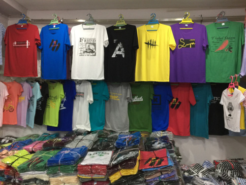 2019 summer new korean men‘s t-shirt foreign trade round neck loose men‘s short-sleeved shirt stall popular wholesale