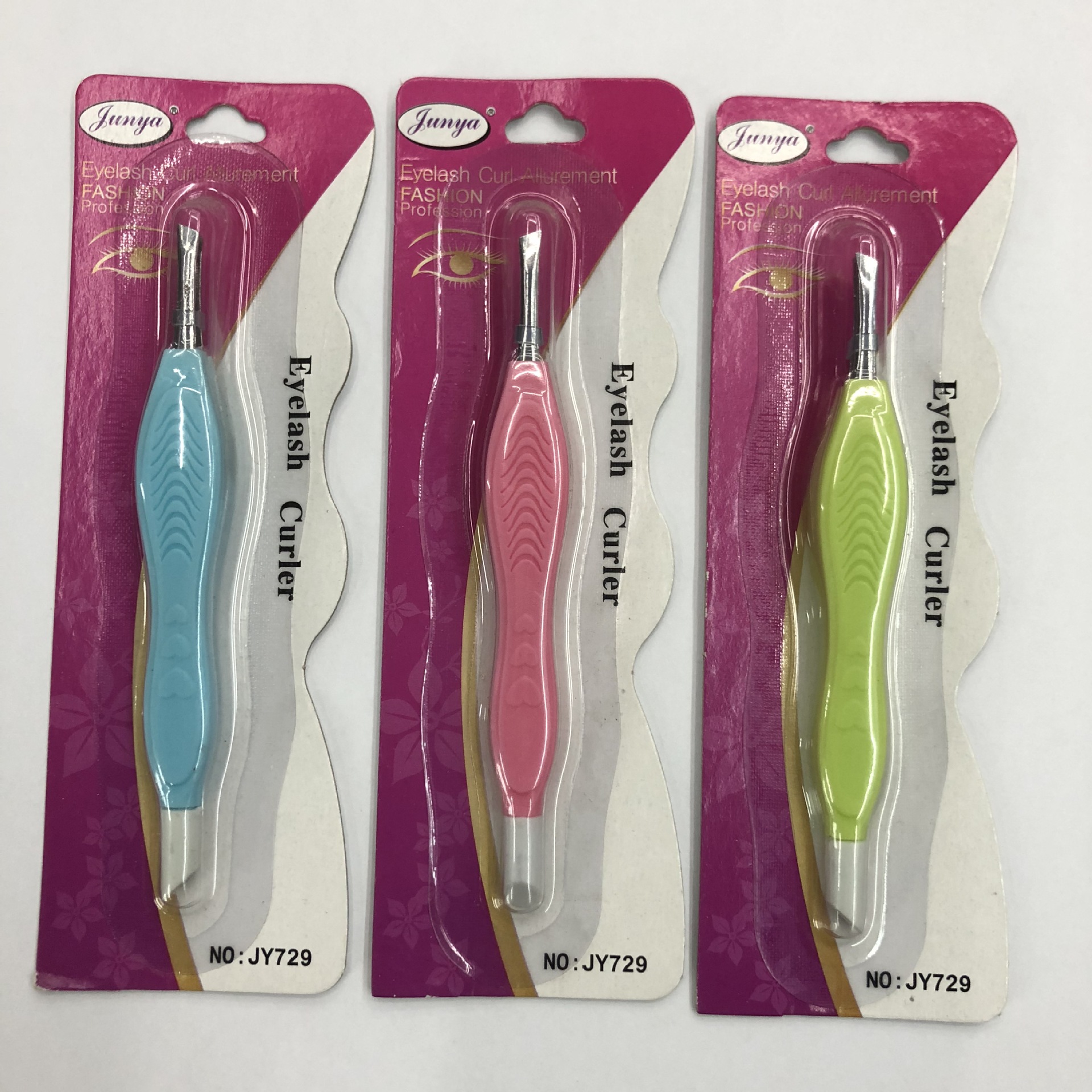 The Make up tool bevel expressions using the pull out hair t...