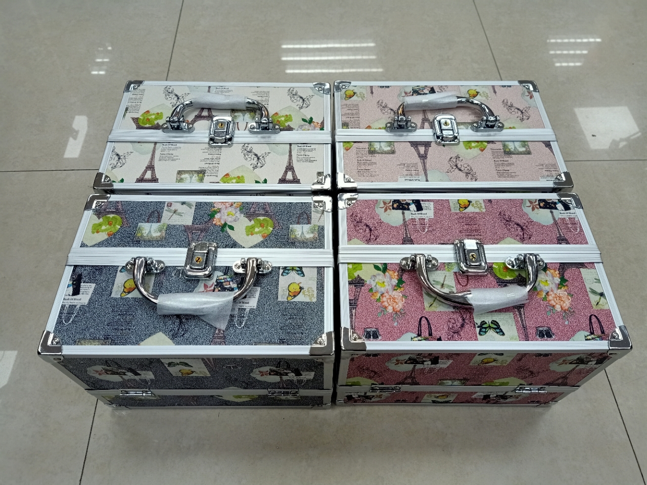 Make up case large capacity lockable multifunction small size portable womens goods doublelayer hard storage bo