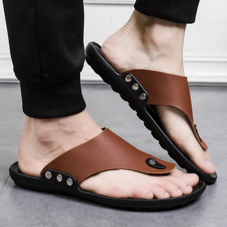 New Korean Style Sandals Men‘s Flip Flops Beach Shoes Fashion Casual Sandals Indoor and Outdoor Two-Way Men‘s Shoes