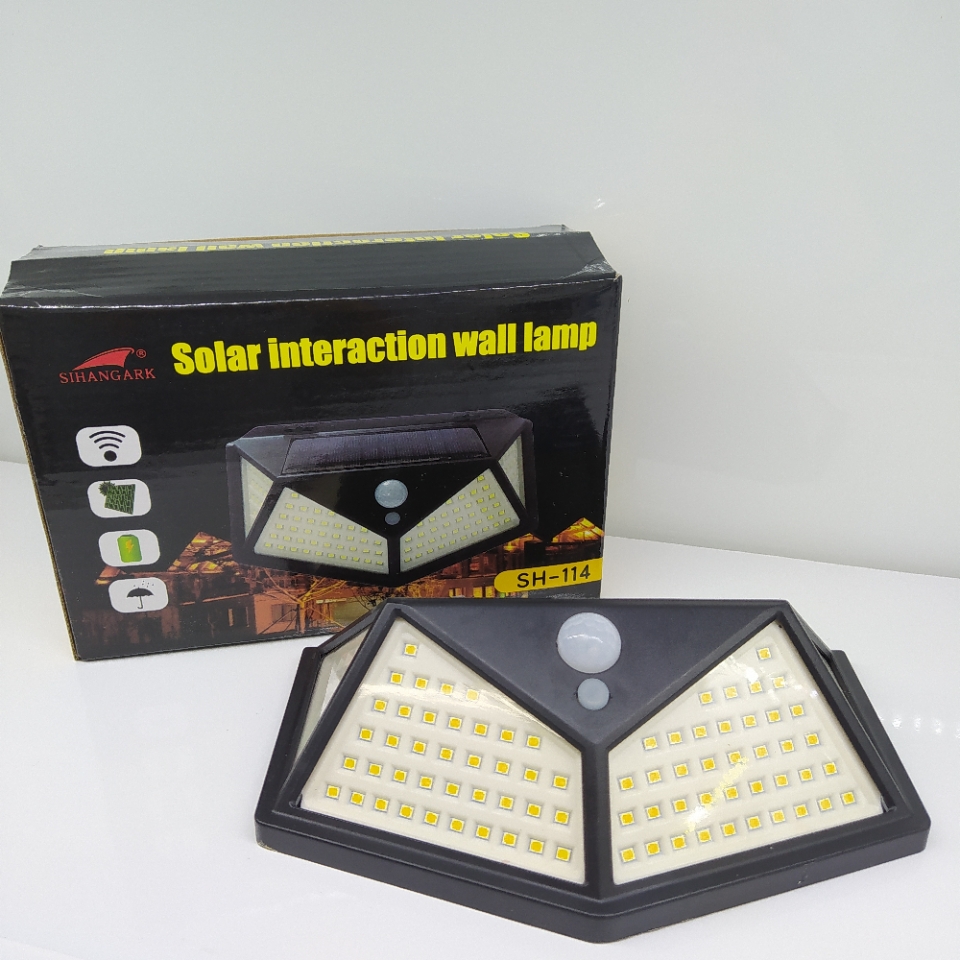 solar wall light