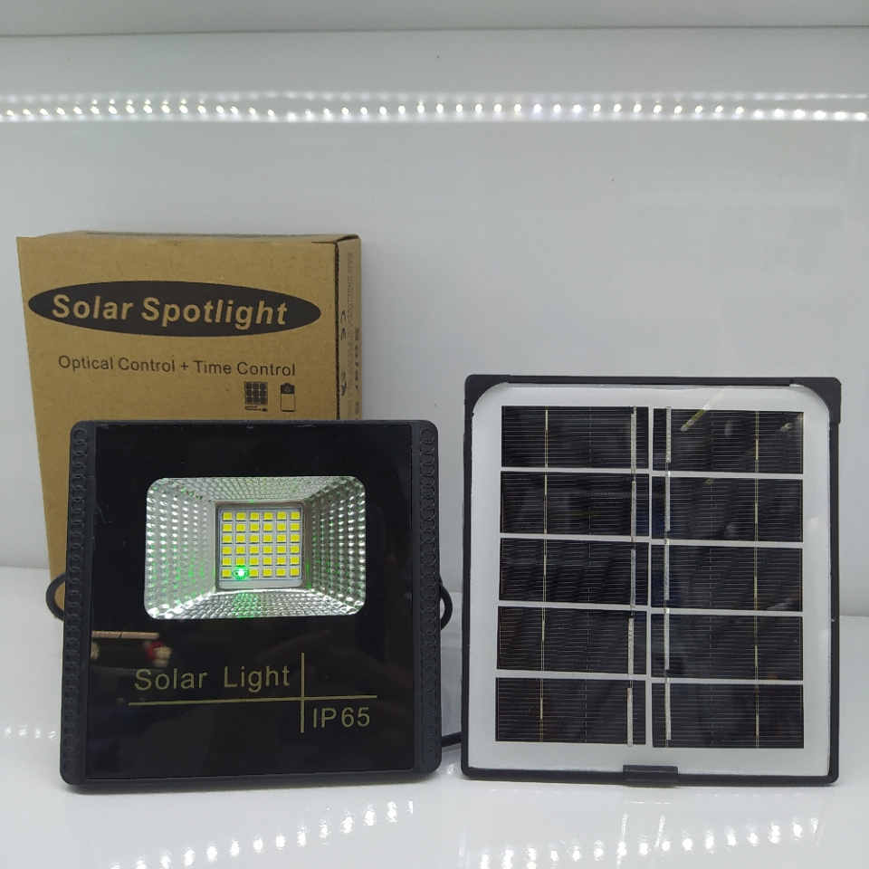 Solar spotlight