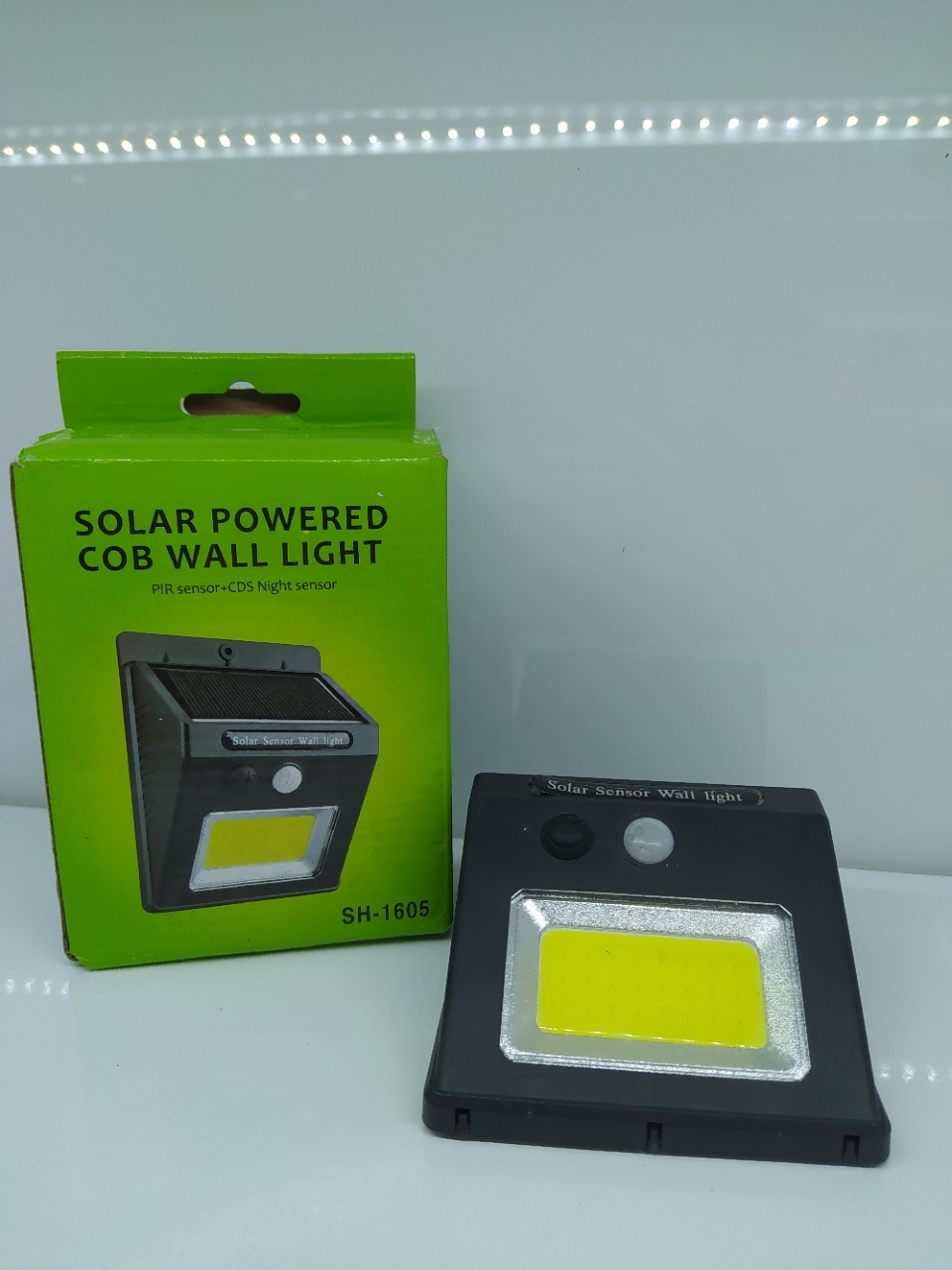 COB solar wall light