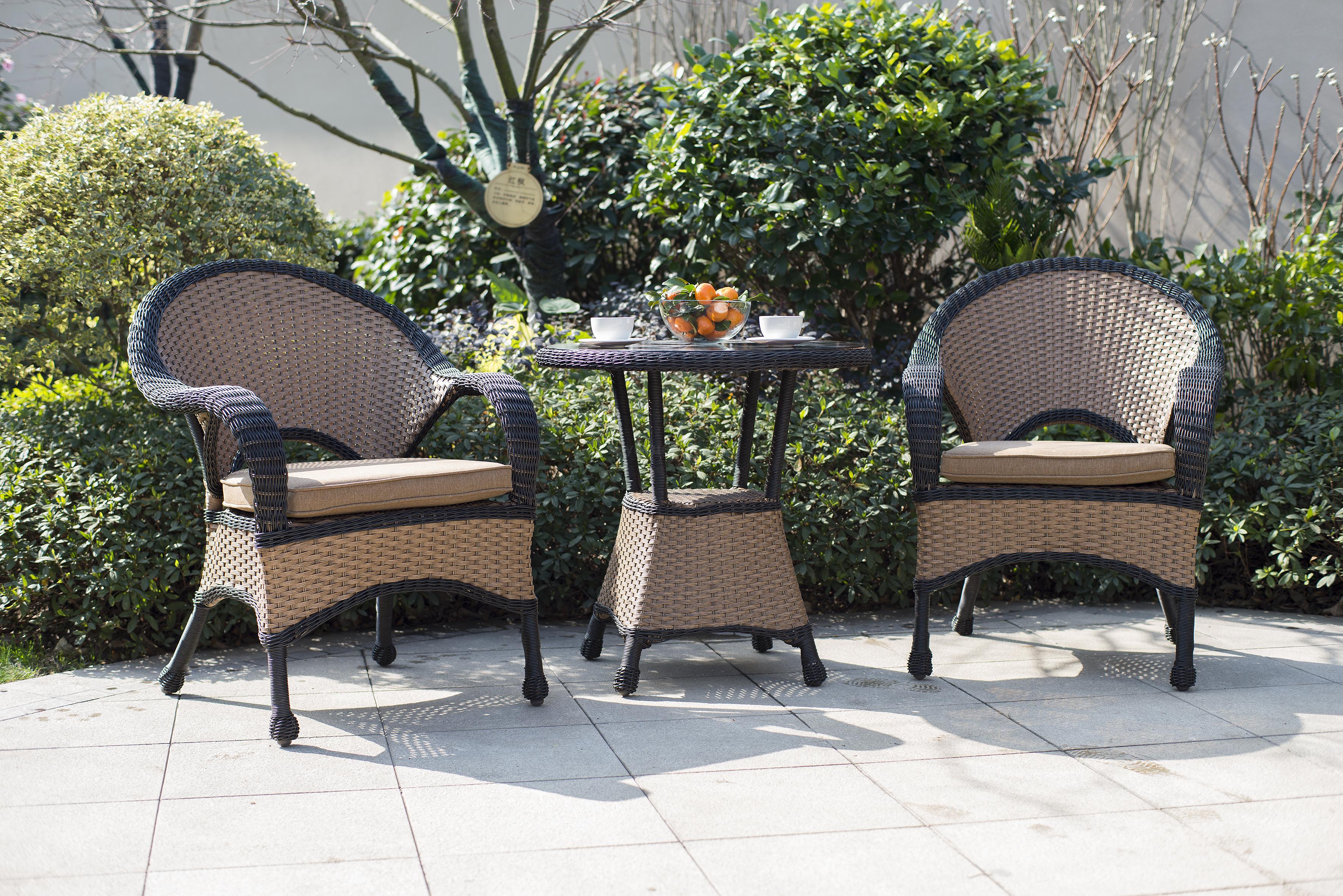 outdoor furniture roof top patio garden furniture table and