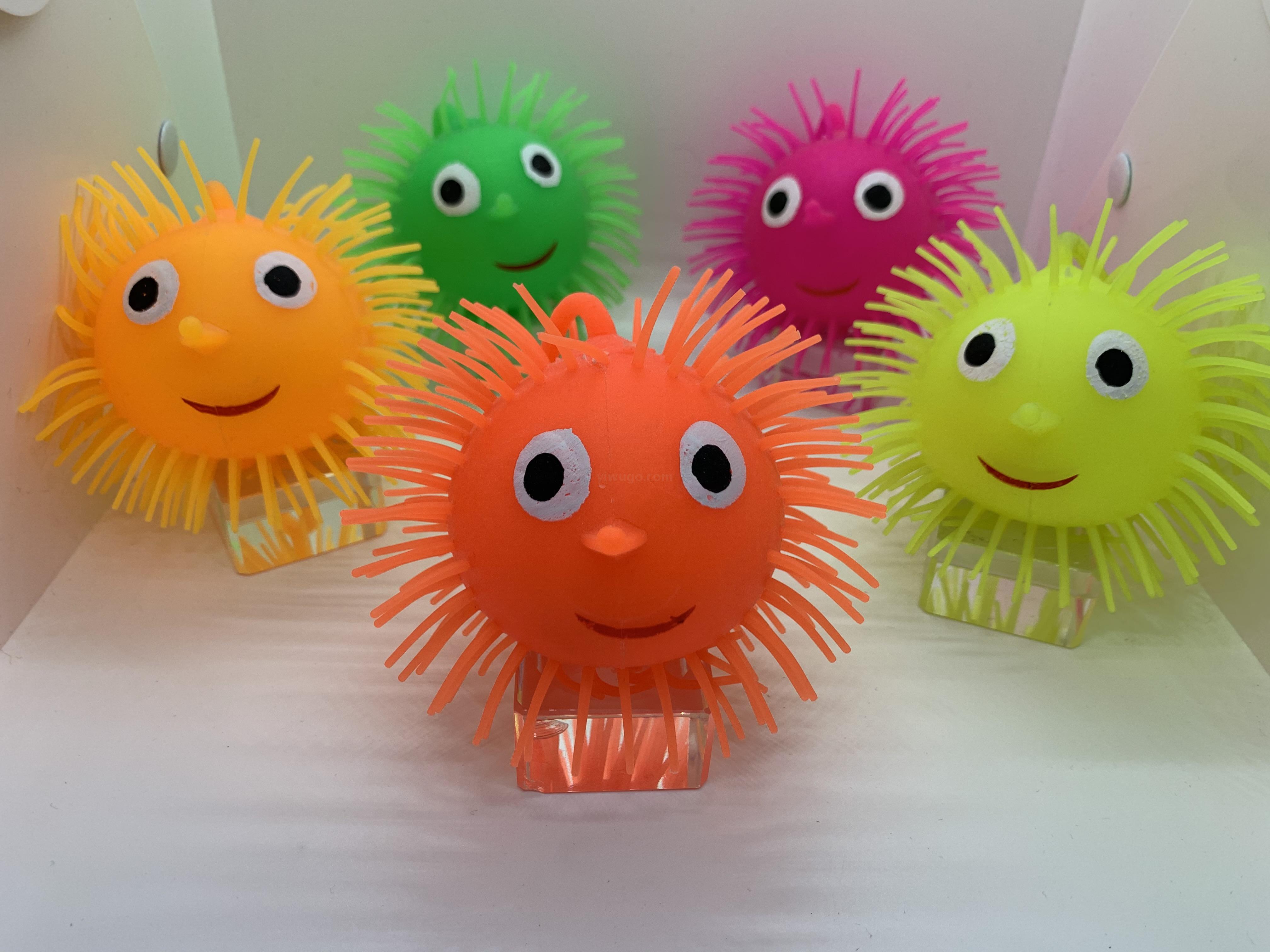 工厂直销环保tpr闪光小丑毛毛球发泄球