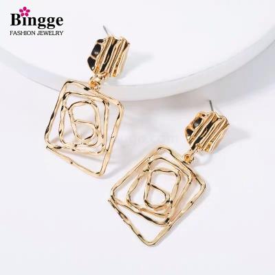 Exaggerated geometric square metal hollow earrings Korean temperament web celebrity creative design sense of earrings versatile American fan