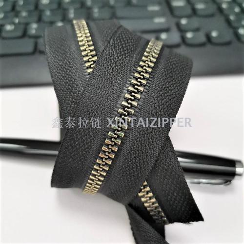 Spot Zipper No. 3 Resin Zipper Imitation Metal Tooth Size Bag Zipper 