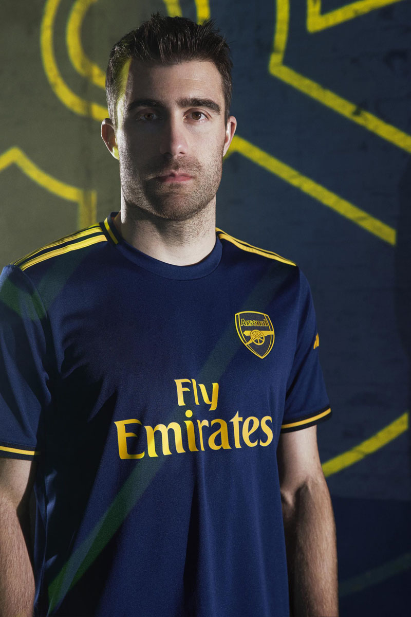 arsenal second kit