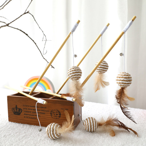 Cat Wooden Rod Feather Funny Cat Stick Cat Interaction Self-Hi Sound Bell Color Scratch-Resistant Ball Cat Toy 