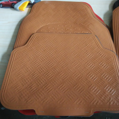 厂家直销 棕色四季通用防水防滑pvc汽车脚垫耐磨脚垫
