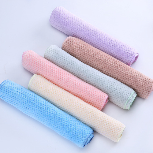 Warp Knitted Polyester Brocade Coral Velvet Pineapple Plaid 35*75 Thick Absorbent Soft Quick-Drying Towel Beauty Salon Hotel Towel 