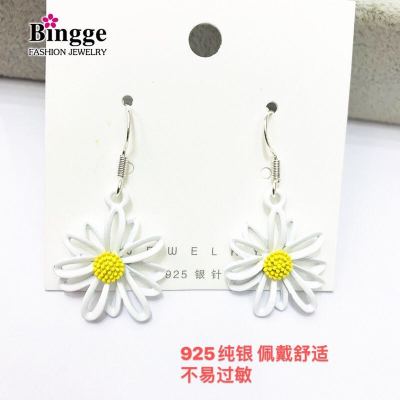 925 Pure silver small fresh Korean version small Daisy Fashion Boudoir girl Gift Jewelry