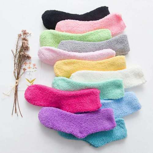 Women‘s Socks Sleeping Socks Winter Home Thickened Candy-Colored Female Socks Half Velvet Tube Socks Coral Cashmere Socks Floor