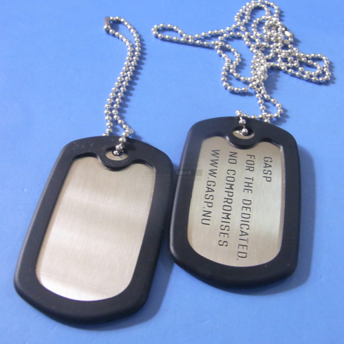 titanium steel military tag necklace metal dog tag stainless steel pendant wholesale lettering custom logo black rubber sleeve pendant