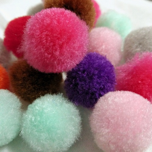 Manufacturers Supply Color Polypropylene Wool Ball Christmas Decoration Small Pompons Birthday Hat Accessories Fur Ball Pompom