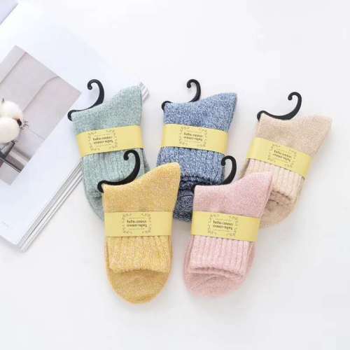 women‘s socks rabbit wool socks winter thickened mid-calf socks
