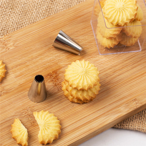 18-tooth multi-tooth cookie flower nozzle stainless steel pastry nozzle decorative flower nozzle outside seamless domestic