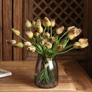 Yibo Factory Wholesale Cross-Border Foreign Trade Flower Wedding Home Decoration Artificial Flower Pu Bunch Tulip