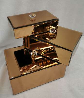 Flip Jewelry Box Home Storage Box Glass Ornament Storage Box Three-Piece Set Can Be Ordered Single Size Brown