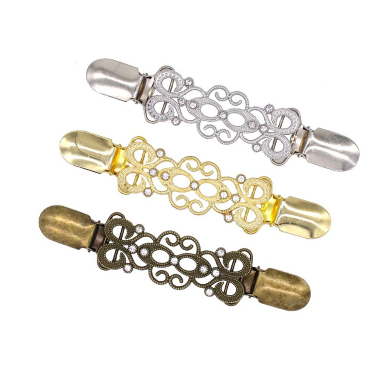 Creative Clothing Alloy Vortex Sweater Clip Scarf Scarf Buckle Multi-Function Anti-Exposure Brooch A