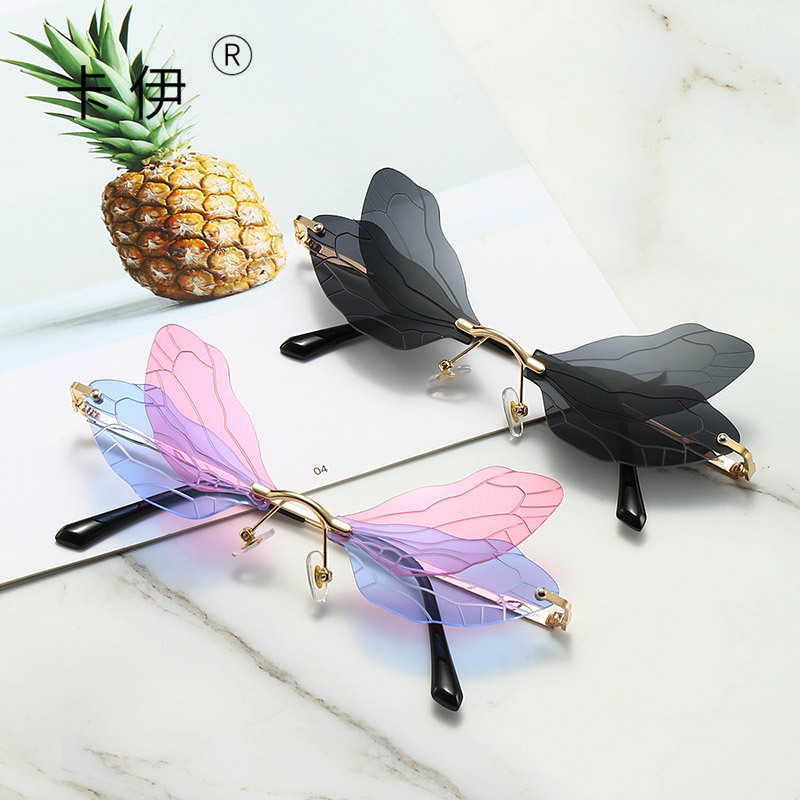 2020 New Fashion Trend Cool Dragonfly Wings Glasses European and American Catwalk Fashion Versitile