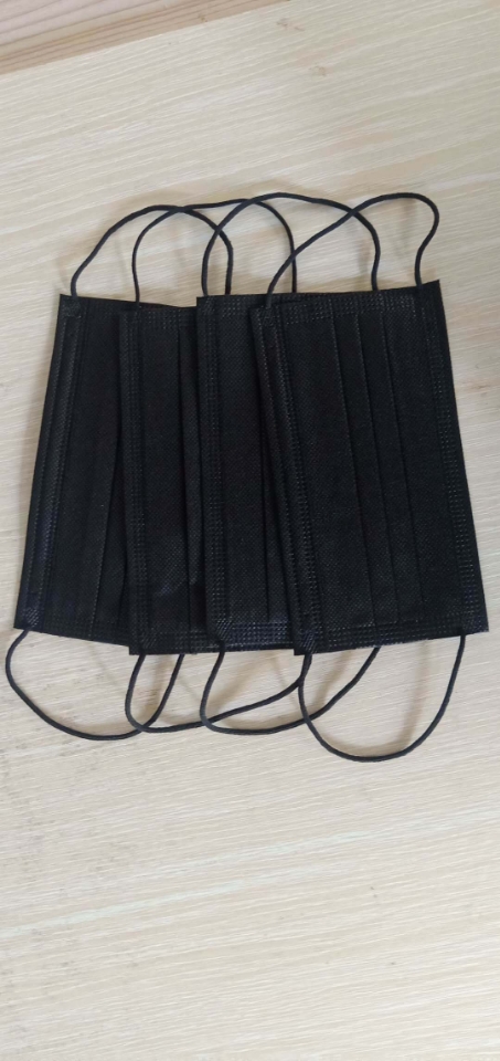 一次性民用黑色三层无纺布,中间熔喷布