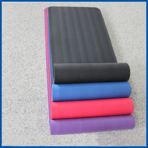 Factory Direct Wholesale NBR Yoga Mat 10mm Thick 8mm Environmental Protection Yoga Exercise Mat Non-Slip Fitness