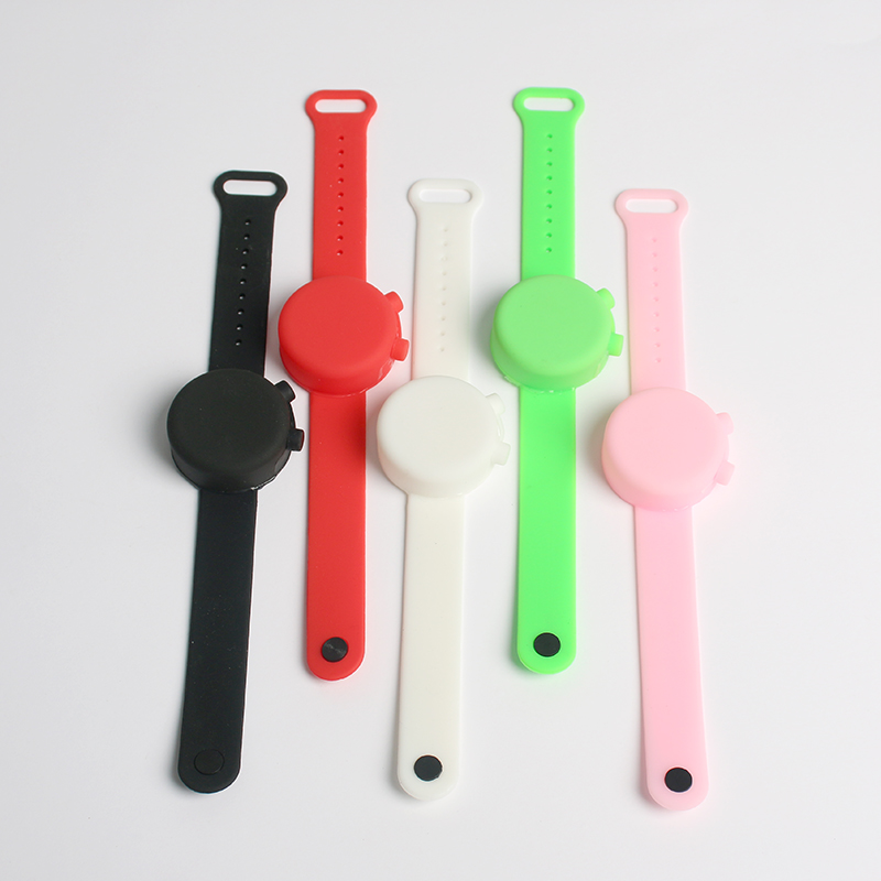 New Product Best-Selling Portable Water-Free Hand Sanitizer Bracelet Silicone Disinfectant Watch