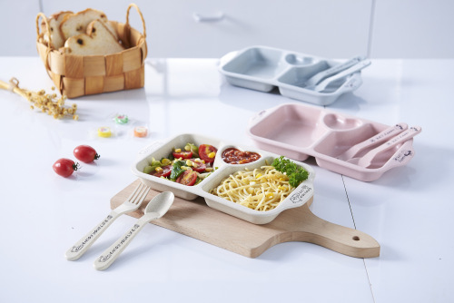 Printed Love Environmental Protection Wheat Straw Children‘s Home Tableware Food Tray Set with Children‘s Chopsticks Spoon Fork