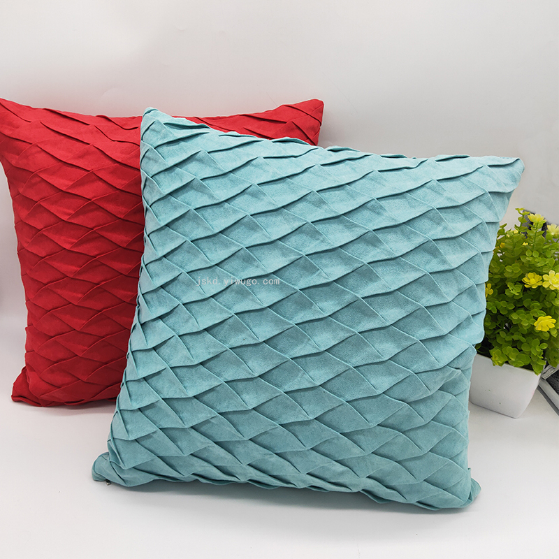 pleated pillow case