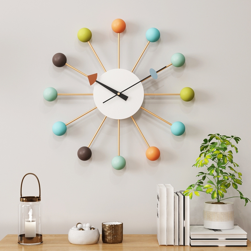 Clock hanging clock living room creative modern simple household clock Nordic Light luxury wall hanging personalized fas