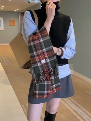 Women‘s Korean-Style Scarf Winter Classic British Plaid Cashmere-like Bib Shawl Dual-Use Student Tassel Scarf