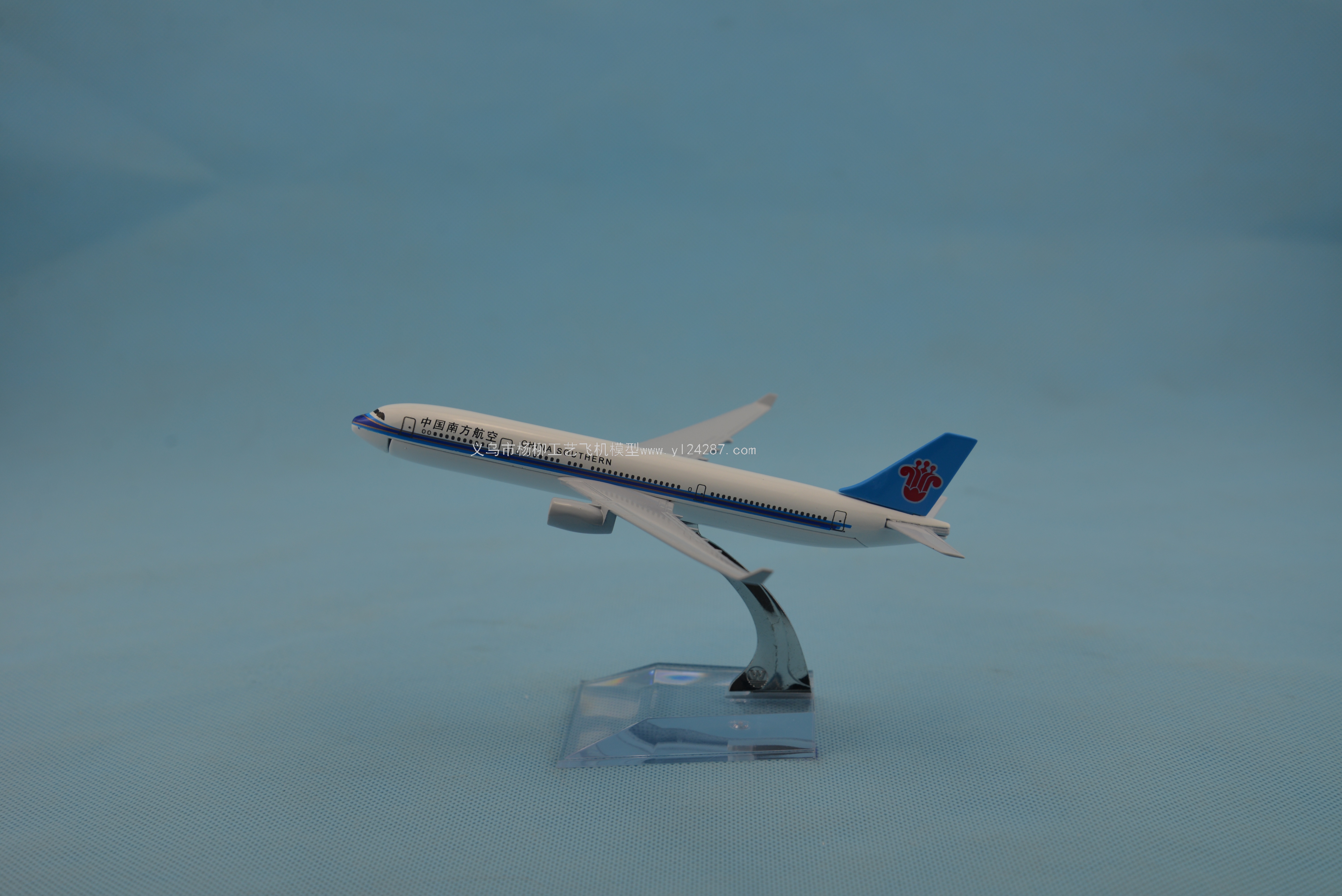 飞机模型(16cm中国南方航空a330)合金飞机模型 金属飞机模型
