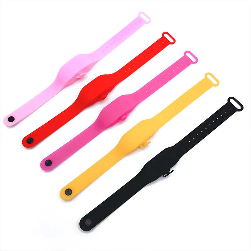 Factory Direct Sales Universal Portable Disinfectant Silicone Bracelet Silicone Disposable Wrist Str