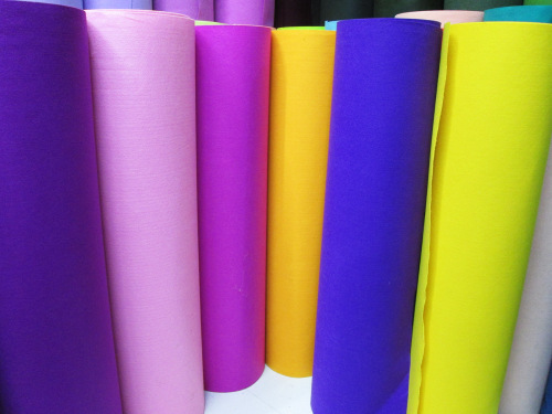 Factory Direct Sales European Standard Environmental Protection Colored Non-Woven Fabric 1.2mm Non-Woven Fabric DIY Morinda Felt Full Roll Wholesale