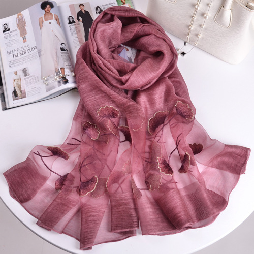 Foreign Trade New Silk Wool Scarf Mulberry Silk Flower Women‘s Warm Scarf Embroidery All-Match Embroidered Shawl