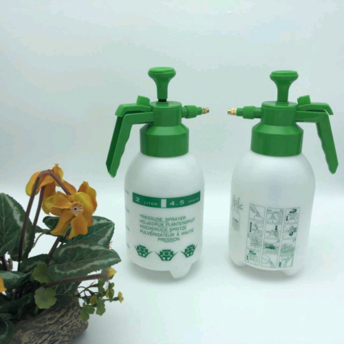 Sprinkling Can Plastic Watering Can Sprinkling Can Household Plastic Nozzle Plastic Nozzle Hand Button Spray Bottle Universal Sprinkling Can Household Watering Can Bottle