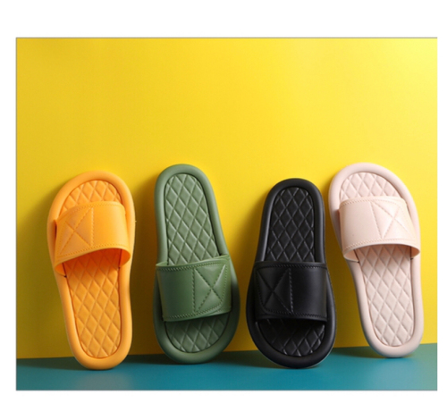 spring and summer new casual soft bottom pvc solid color beach slippers indoor outdoor stylish women‘s shoes in stock