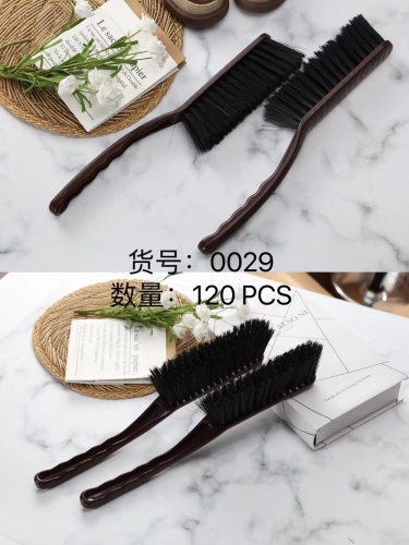 0029 antique plastic bed brush