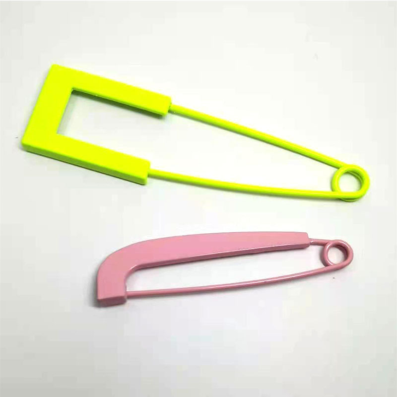 Shawl Buckle Big Pin Scarf Safety Pin Women's European and American Spray Paint Retro Artistic