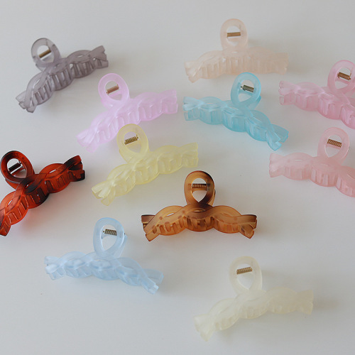 korean new large resin shark clip simple retro twist cross big hair claws jelly color back head hairpin