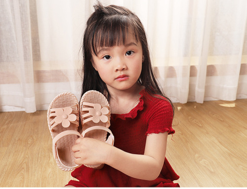 2021 spring festival children‘s sandals princess shoes for girls soft bottom children‘s beach shoes medium and big children‘s casual korean style sandals