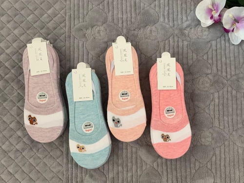 factory direct summer new women‘s socks low cut invisible cartoon love socks wholesale customized