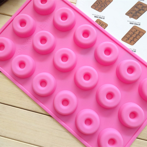 spot wholesale supply silicone cake mold 18 even doughnut chocolate mold pudding jelly mold
