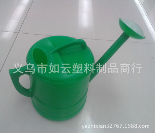 plastic watering pot wholesale household agricultural gardening flowers sprinkling can thickened oversized green watering pot 10l