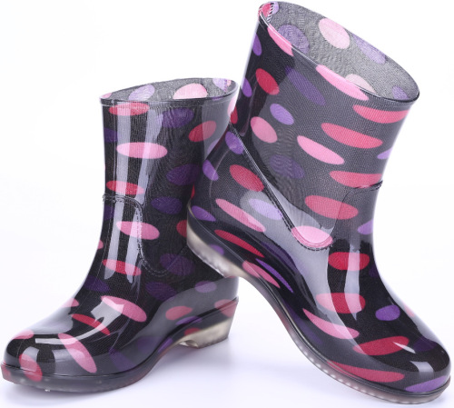 foreign trade rain boots women‘s medium and high tube rain shoes rain boots crystal warm beef tendon