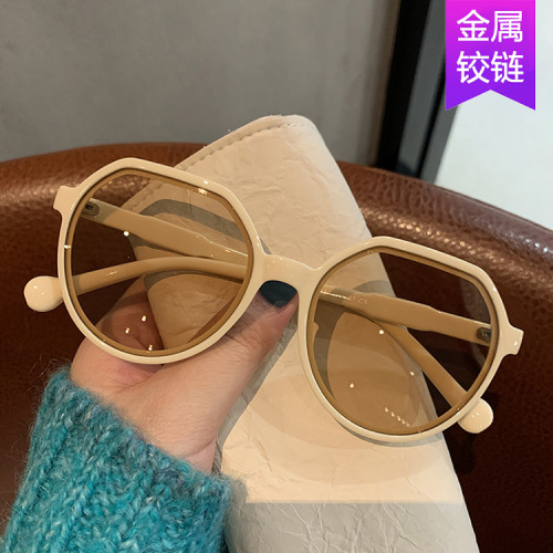 White Sunglasses New Women‘s Korean Fashion Net Red Style Retro Small Frame Brown Sunglasses Small Face Style Ins Style 98052